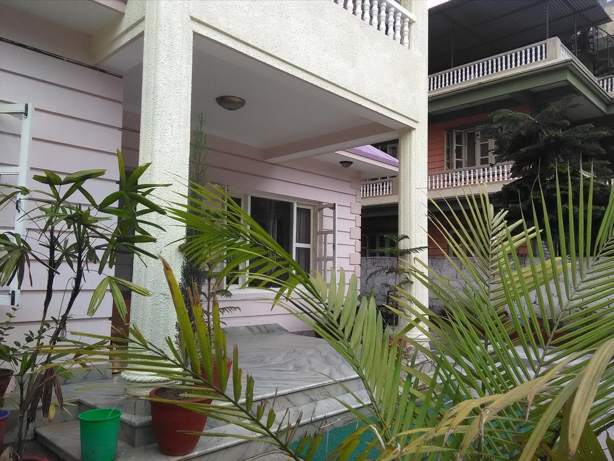 Hotel Pokhara International Buitenkant foto